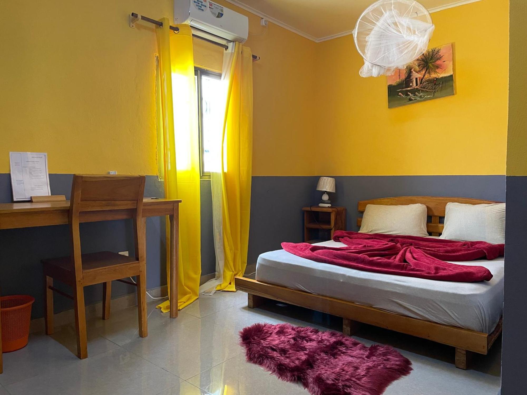 Residence Hotel Lux Fairborn - Port Gentil Экстерьер фото